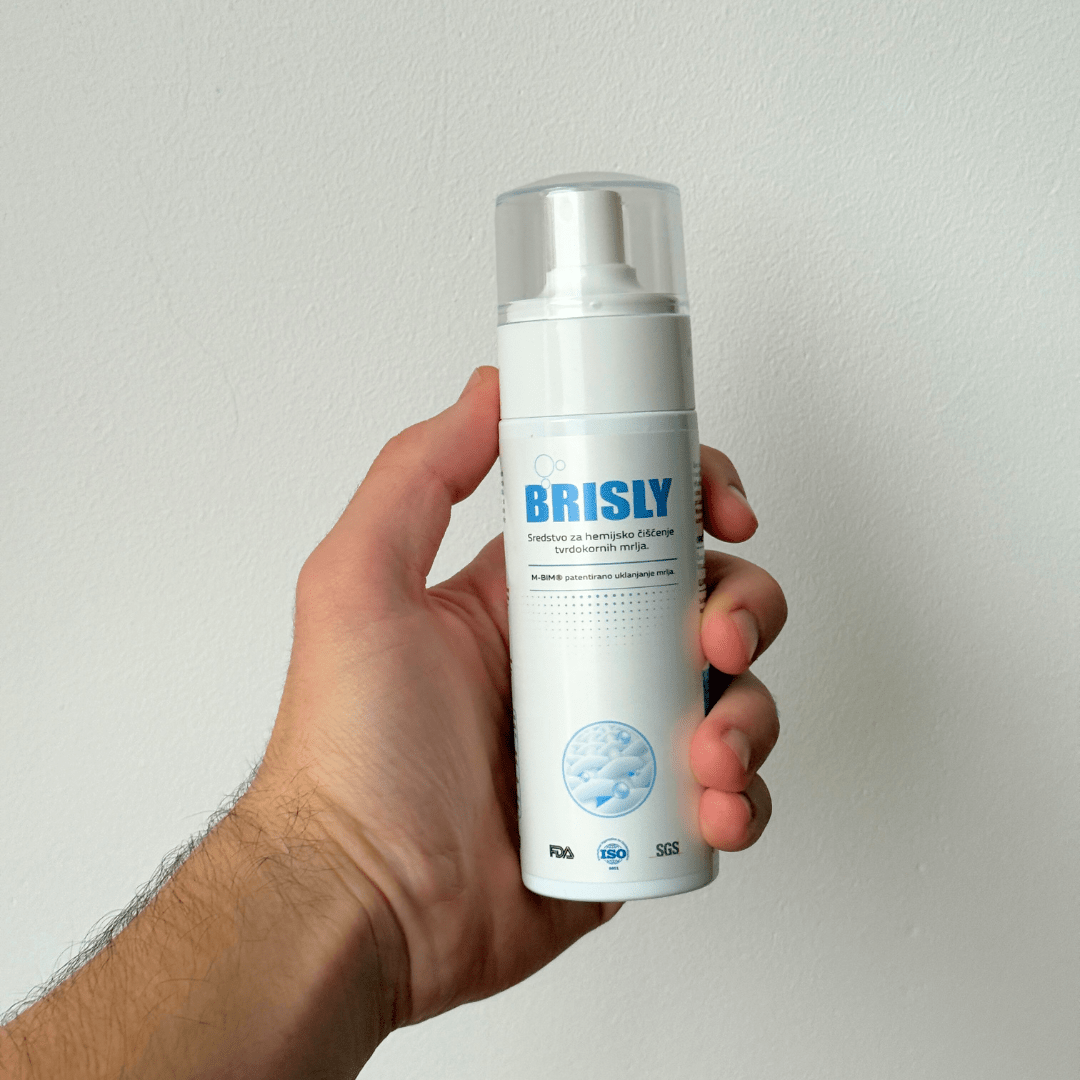 Brisly – Sprej koji uklanja i najtvrdokornije mrlje - Brisly